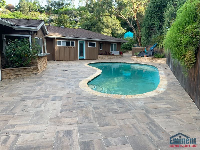 Culver City pool deck with slip-resistant pavers