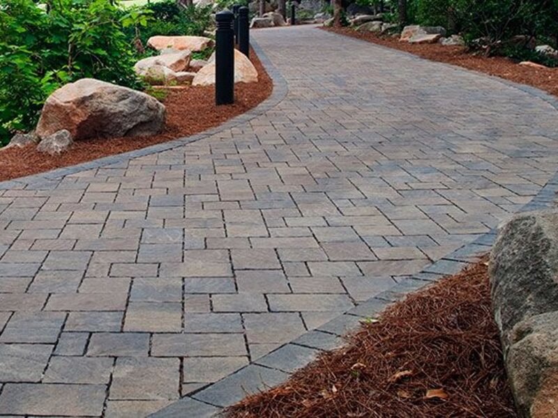 Front walkway with interlocking pavers in Los Angeles